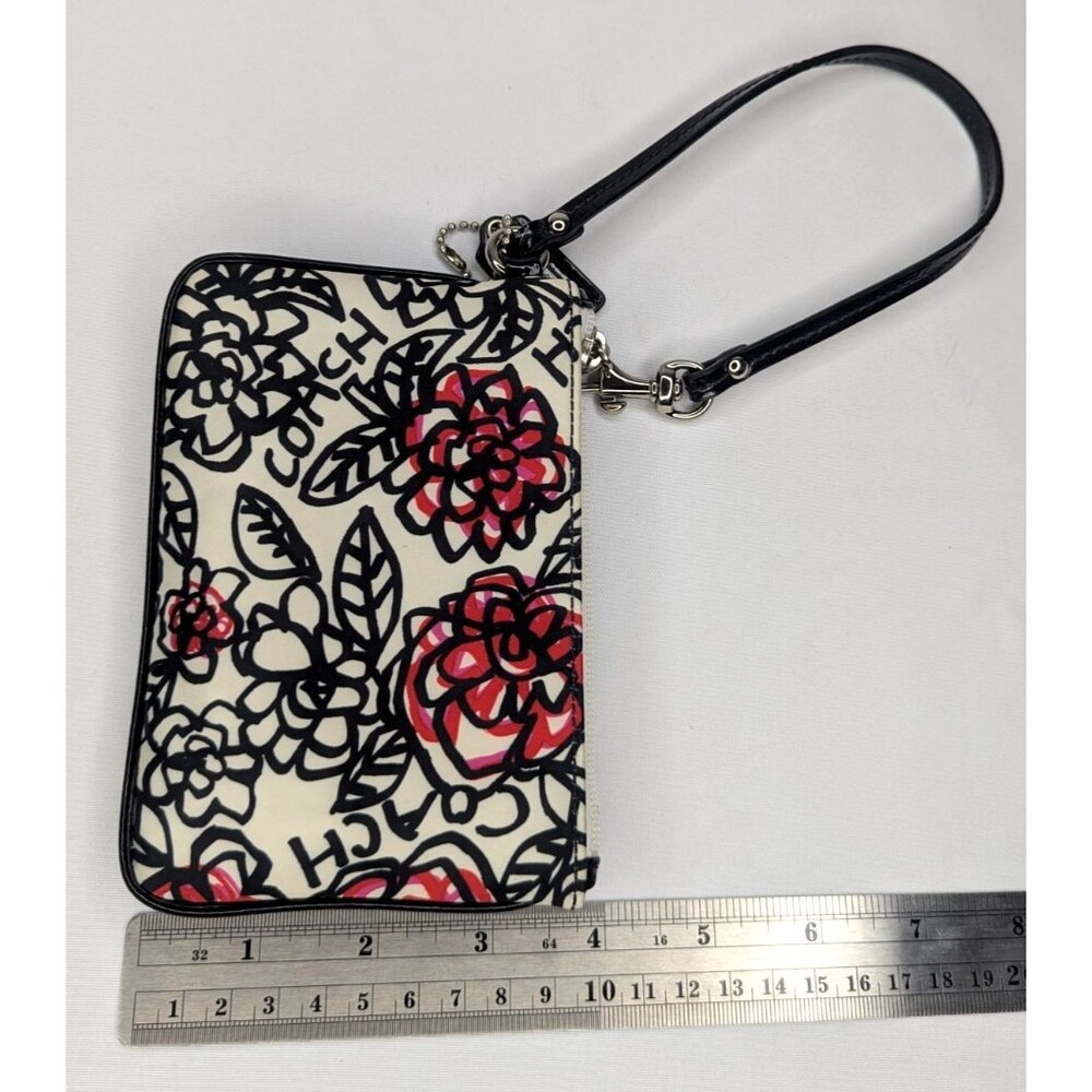 COACH Poppy Wristlet Coin Wallet with Roses - RARE! - Picture 8 of 9